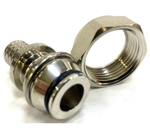 Переход с накидной гайкой под конус  Rehau 16х3/4" 