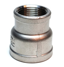 Муфта редукционная нержавеющая  3/4" х 1/2" 