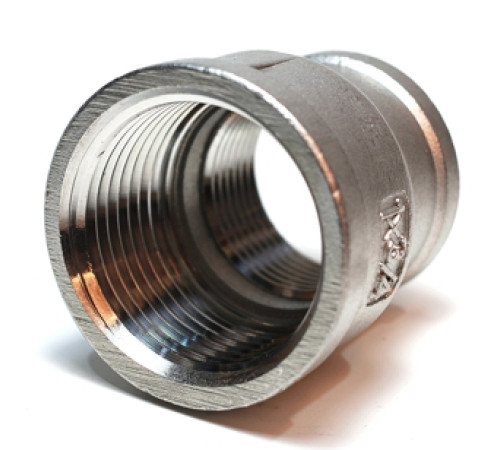 Муфта редукционная нержавеющая  3/4" х 1/2" 